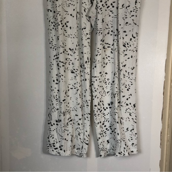JM Collection Animal Printed Crinkle Texture Pull-On Drawstring Pants - Picture 8 of 15